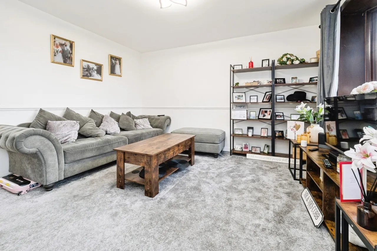 Fortin Close, South Ockendon, Essex, RM15, photo 11