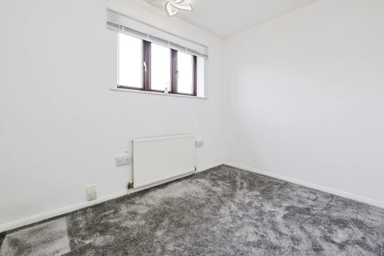 Fortin Close, South Ockendon, Essex, RM15, photo 16