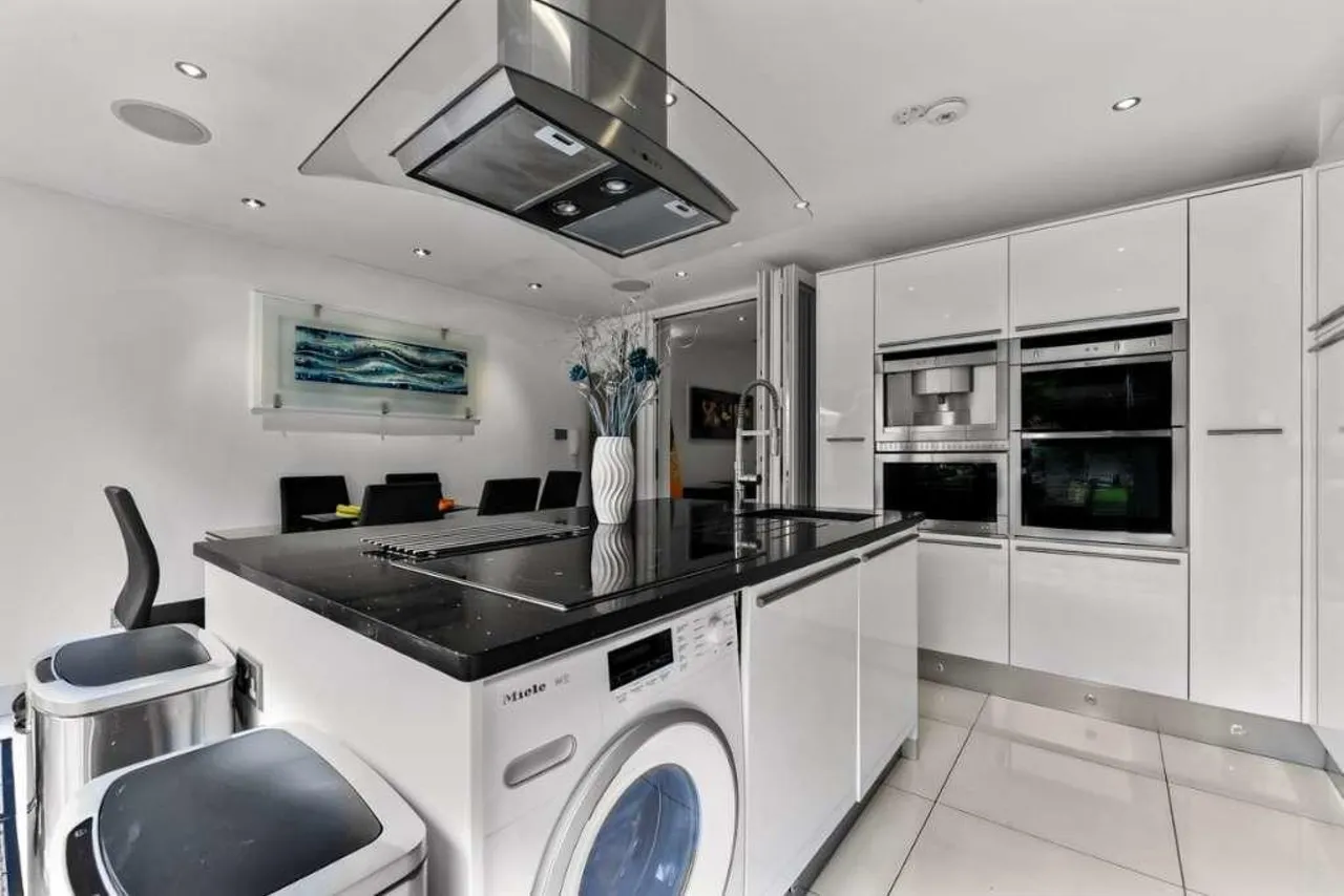 Endlebury Road, London, photo 4
