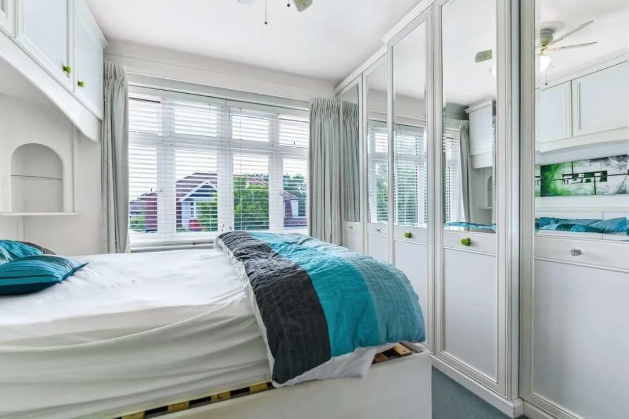 Endlebury Road, London, photo 9