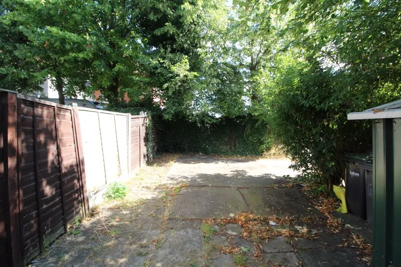 Roman Road, Luton LU4 9DL, photo 11