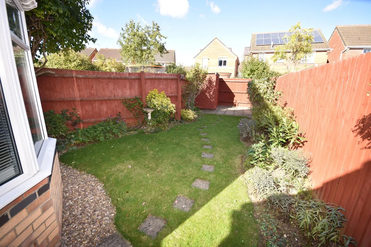 Keepers Way, Sleaford, NG34, photo 13