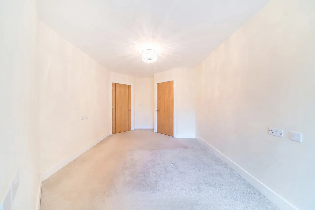 Josiah Drive, Ickenham, UB10, photo 13