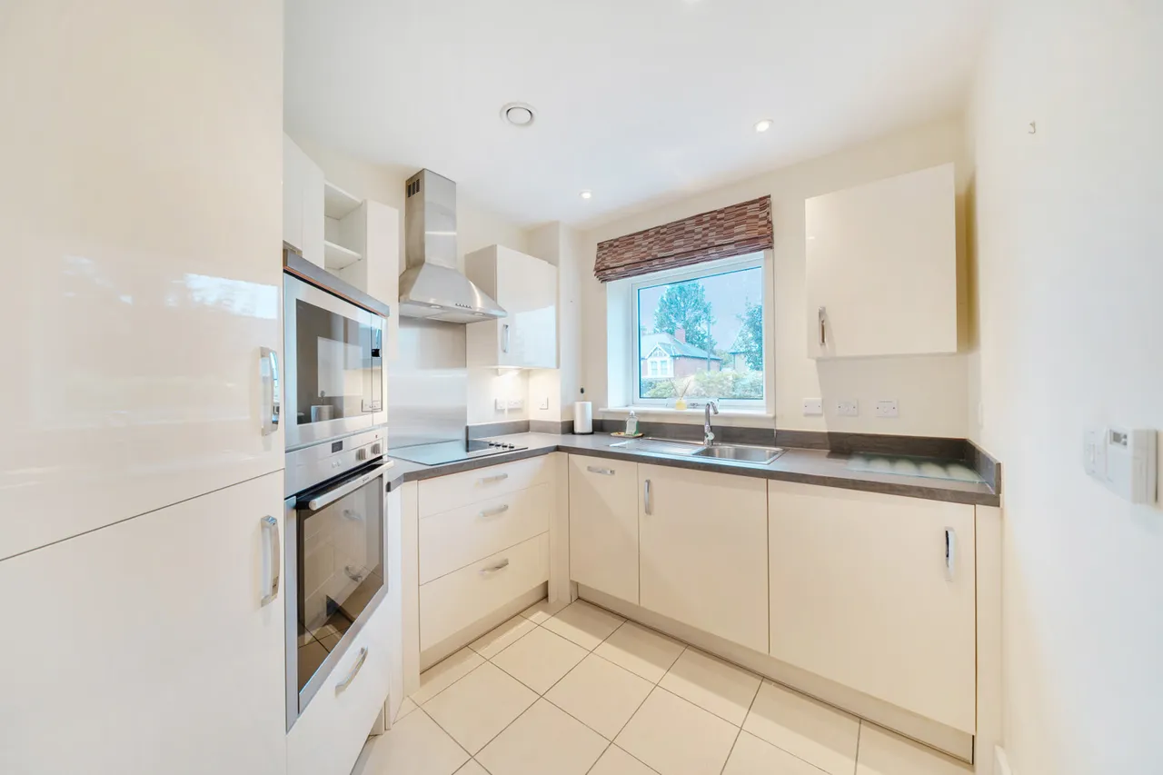 Josiah Drive, Ickenham, UB10, photo 5