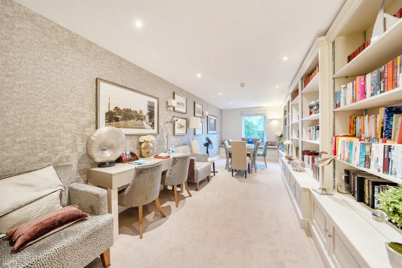 Josiah Drive, Ickenham, UB10, photo 17