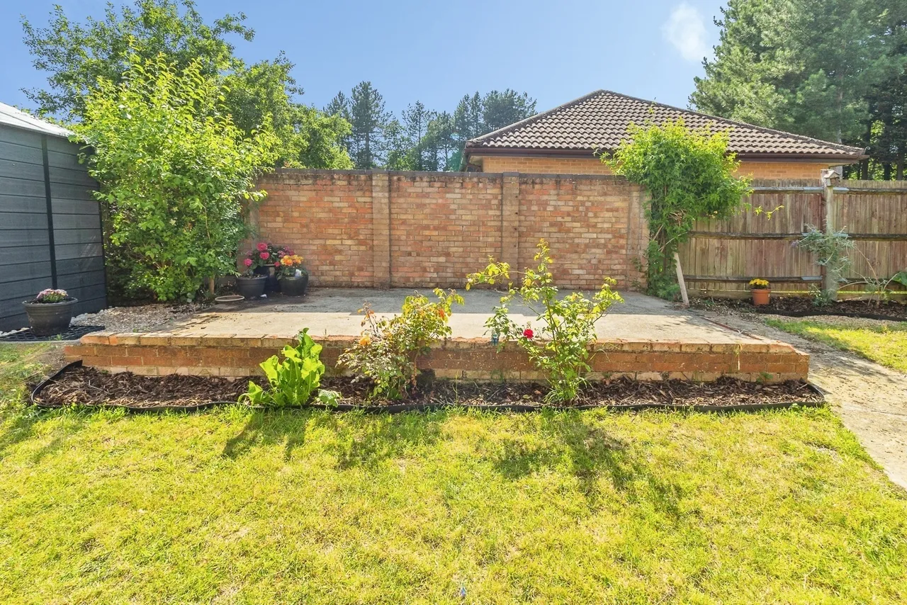 Northcroft, Shenley Lodge, Milton Keynes, Buckinghamshire, MK5, photo 19