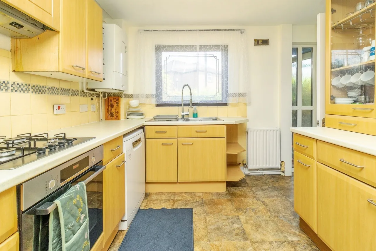 Northcroft, Shenley Lodge, Milton Keynes, Buckinghamshire, MK5, photo 9