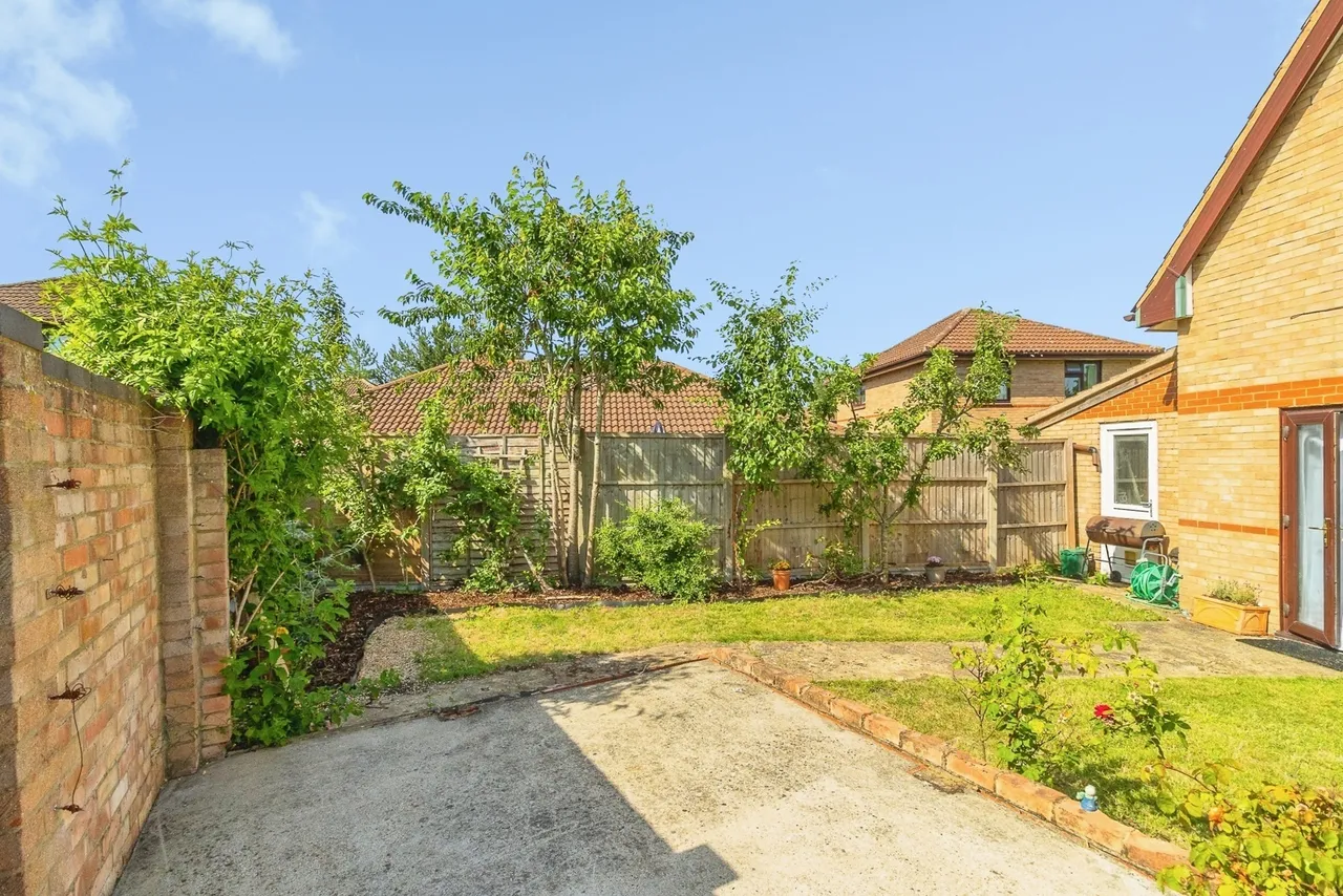 Northcroft, Shenley Lodge, Milton Keynes, Buckinghamshire, MK5, photo 15