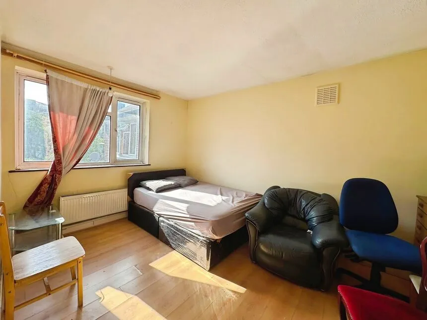 Wren Close, London, E16, photo 12
