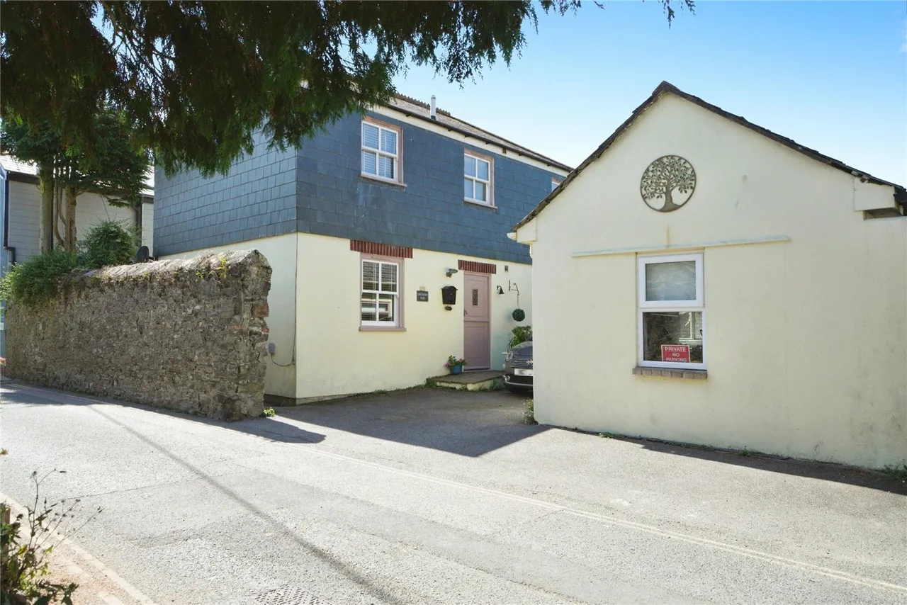 3 bed house for sale, West Street, St. Columb, TR9
