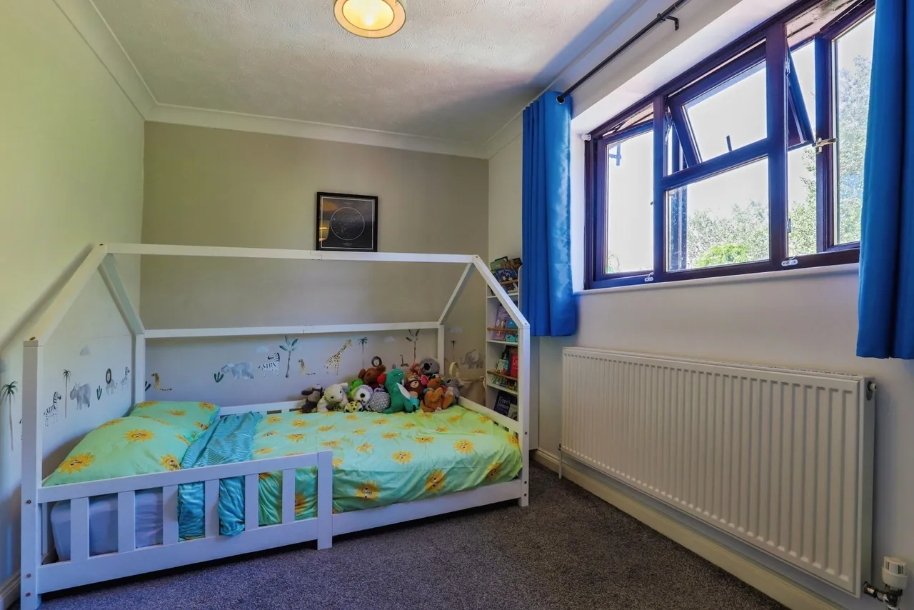 Aylewyn Green, Kemsley, Sittingbourne, Kent, ME10, photo 16