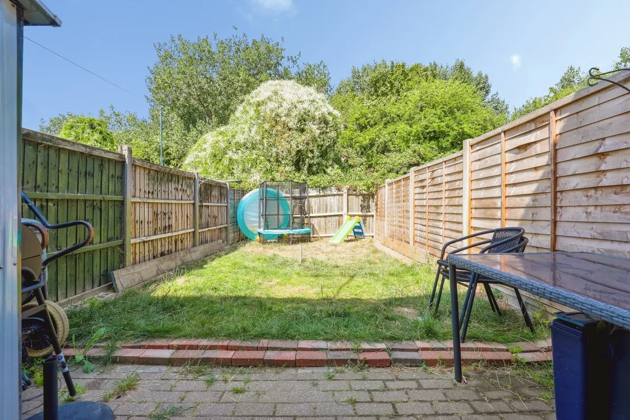 Aylewyn Green, Kemsley, Sittingbourne, Kent, ME10, photo 8