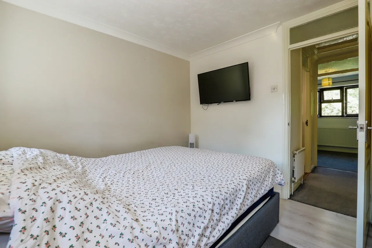 Aylewyn Green, Kemsley, Sittingbourne, Kent, ME10, photo 11