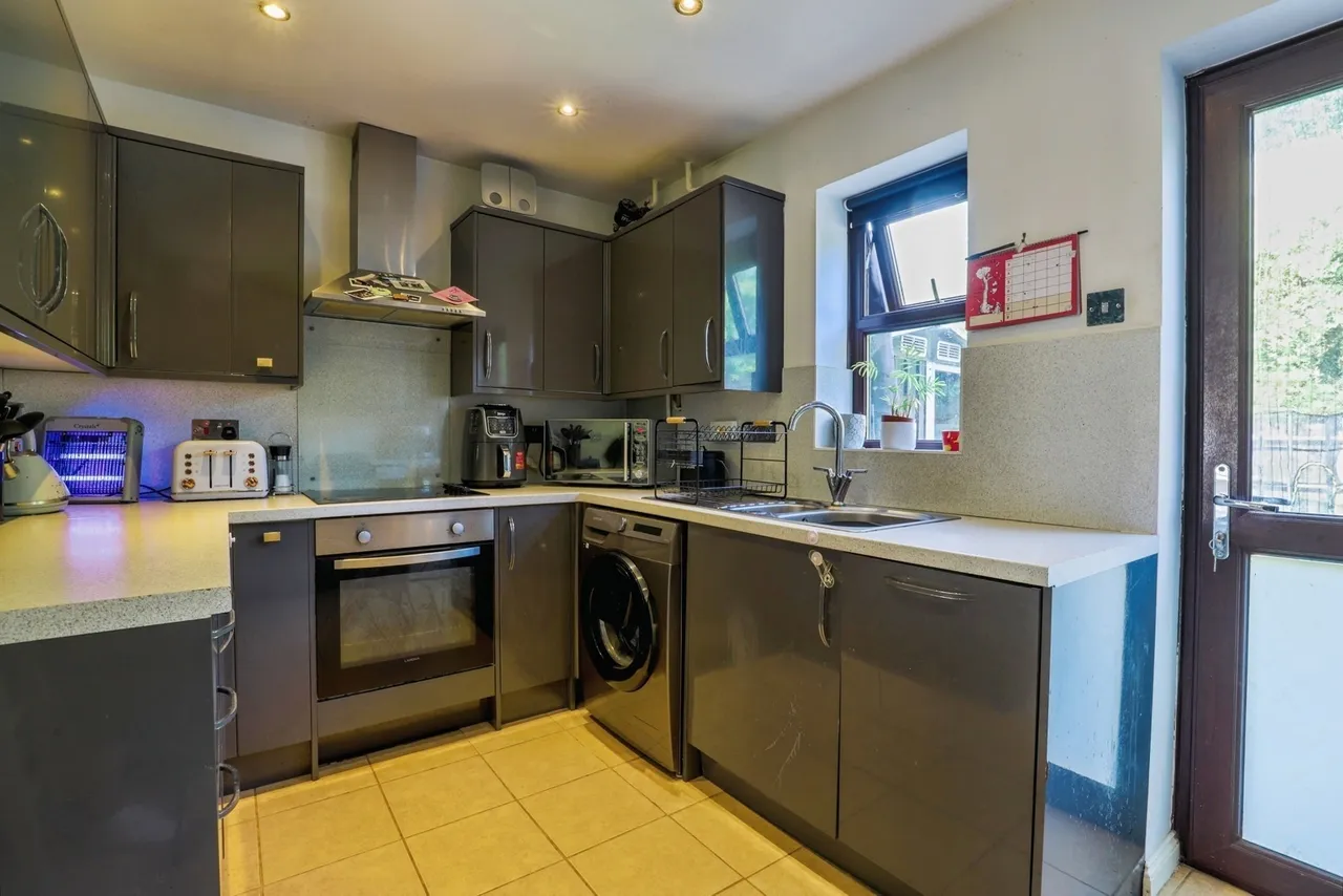 Aylewyn Green, Kemsley, Sittingbourne, Kent, ME10, photo 13