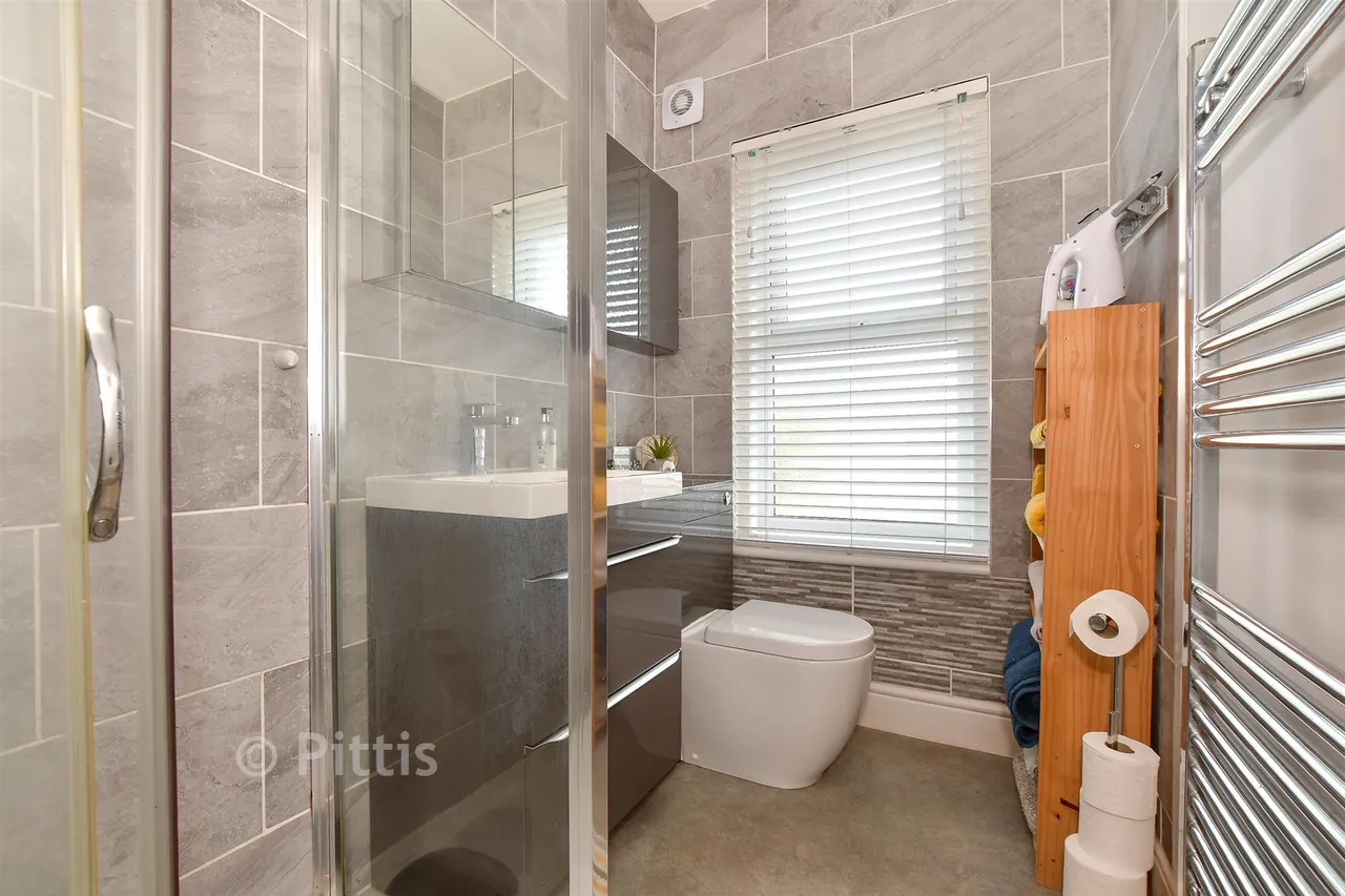 Leed Street, Sandown, PO36, photo 12