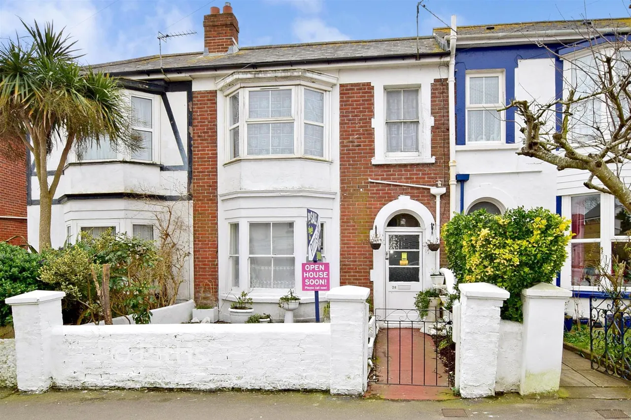 Leed Street, Sandown, PO36, photo 15