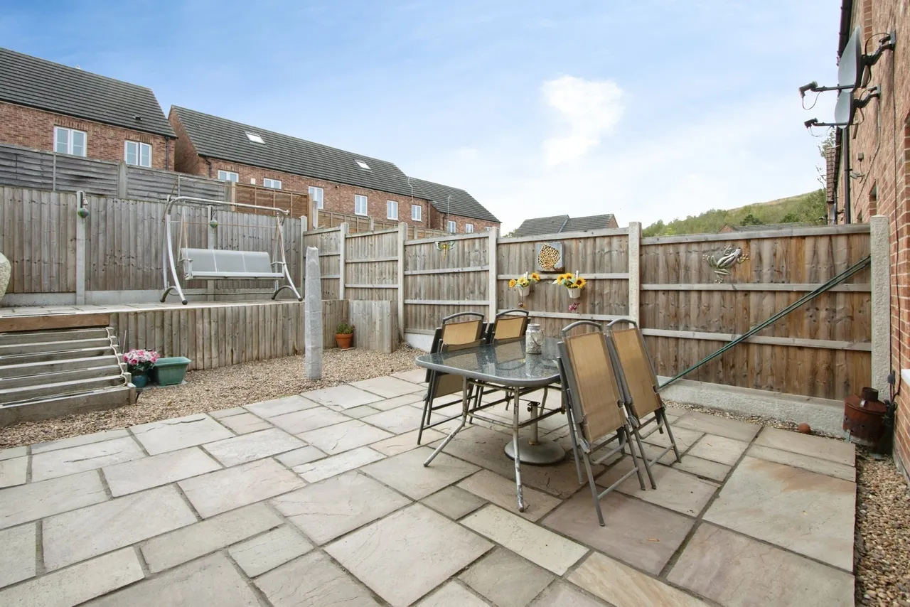 Lake View, Pontefract, WF8, photo 17