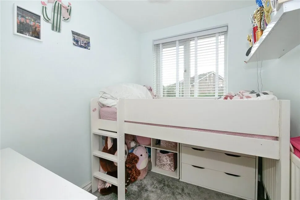 Langley Lane, Baildon, West Yorkshire, BD17, photo 11