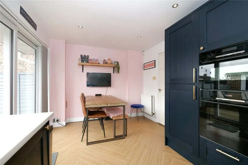 Langley Lane, Baildon, West Yorkshire, BD17, photo 6