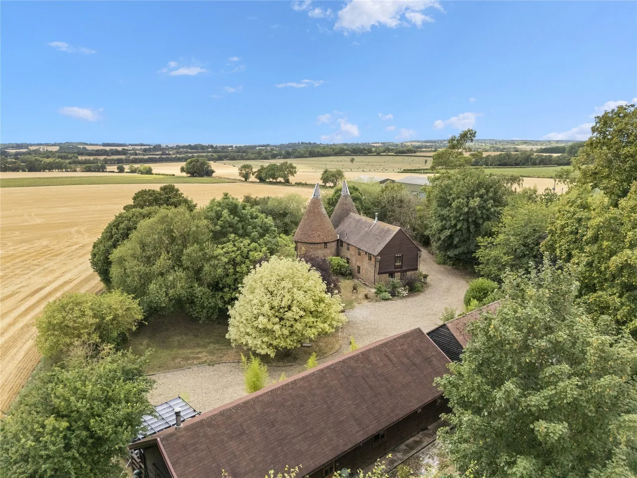 4 bed house for sale — Old Shelve, Ashford Road, Lenham, Maidstone, Kent, ME17