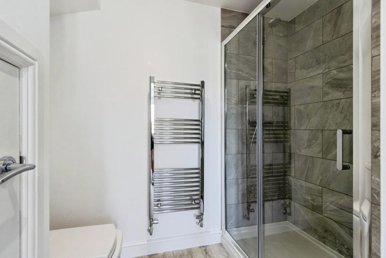 Elizabeth Court, WAKEFIELD, West Yorkshire, WF2, photo 12