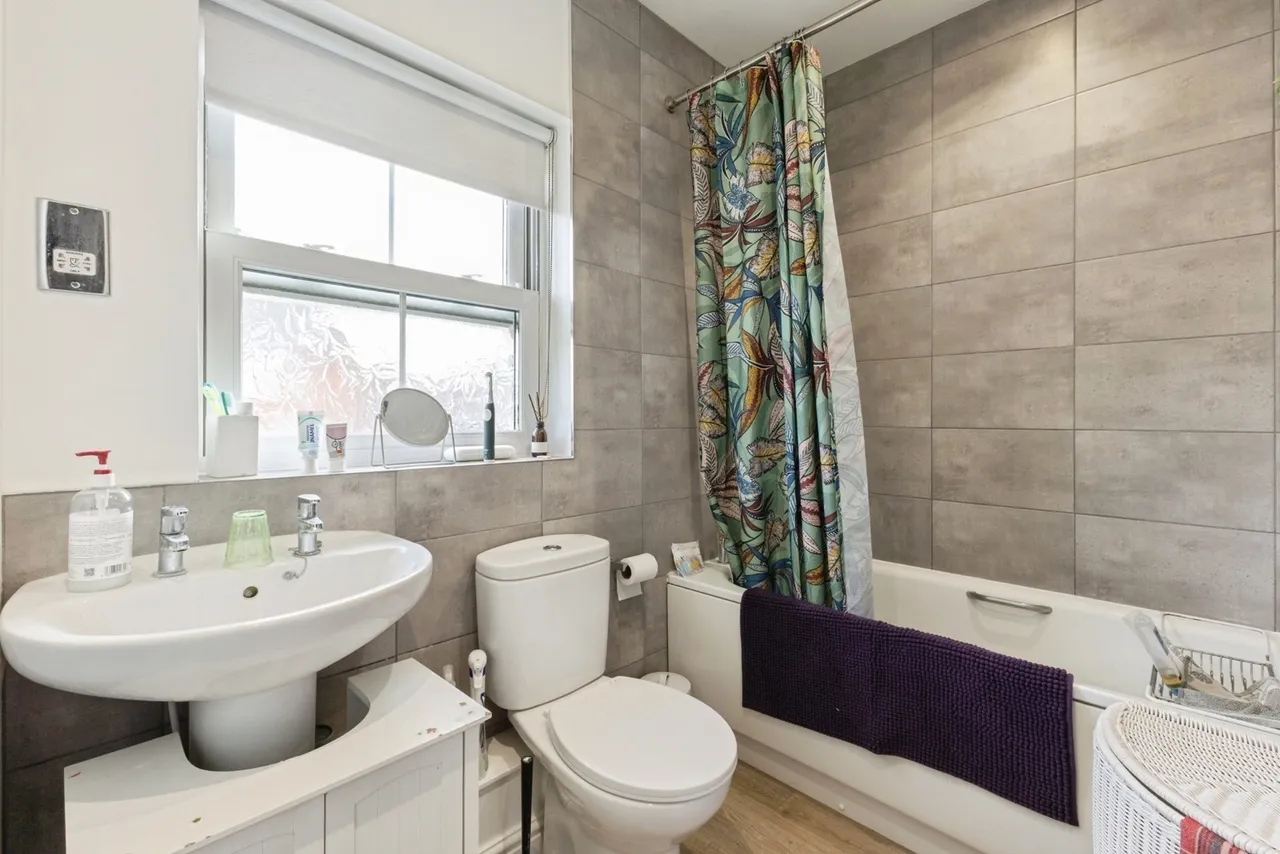 Evora Road, Wymondham, NR18, photo 10
