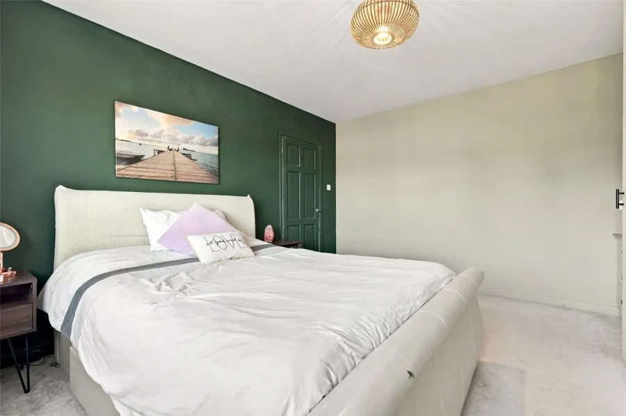 with 3 bedrooms in Sawbridgeworth, CM21, photo 8
