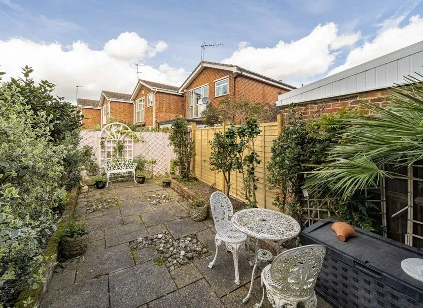 Fordbridge Road, Lower Sunbury, TW16, photo 9