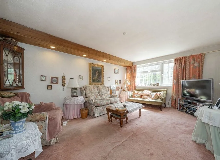 Fordbridge Road, Lower Sunbury, TW16, photo 2