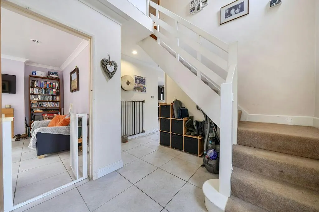 Glenfield Crescent, Southampton, SO18, photo 6