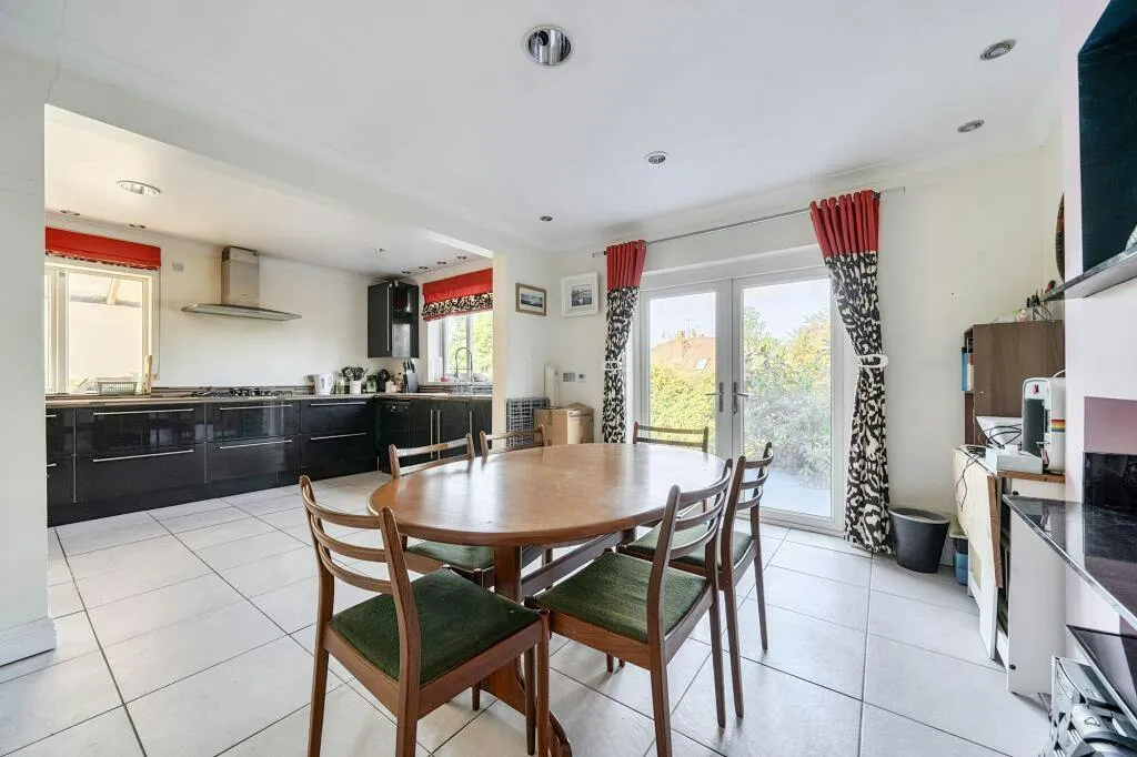 Glenfield Crescent, Southampton, SO18, photo 4