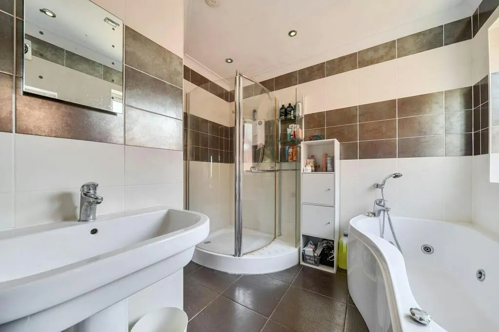 Glenfield Crescent, Southampton, SO18, photo 7