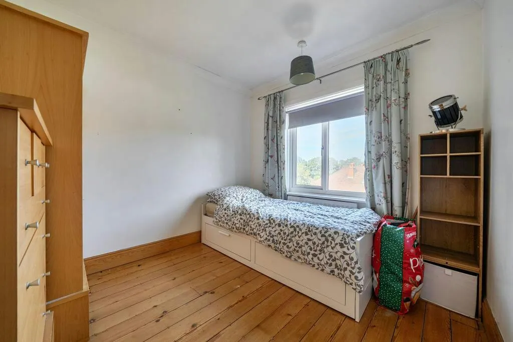 Glenfield Crescent, Southampton, SO18, photo 10