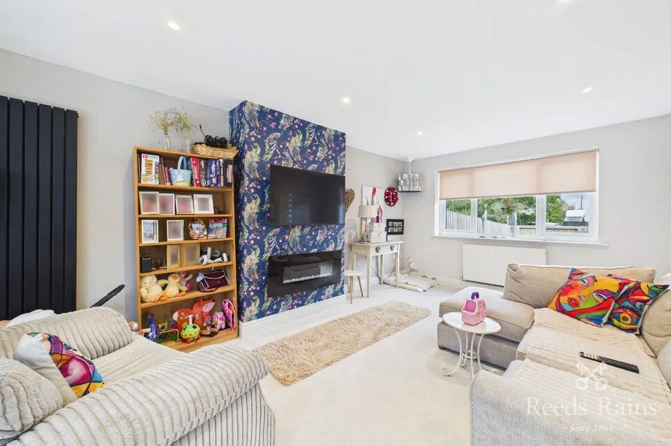 Langdale Road, Blackpool, FY4, photo 4