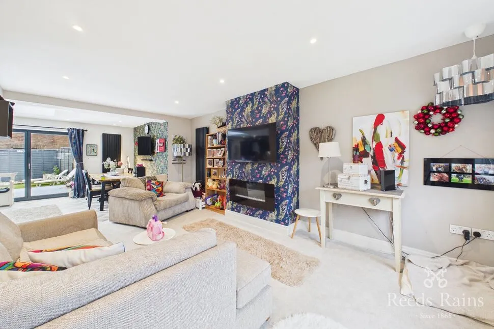 Langdale Road, Blackpool, FY4, photo 5