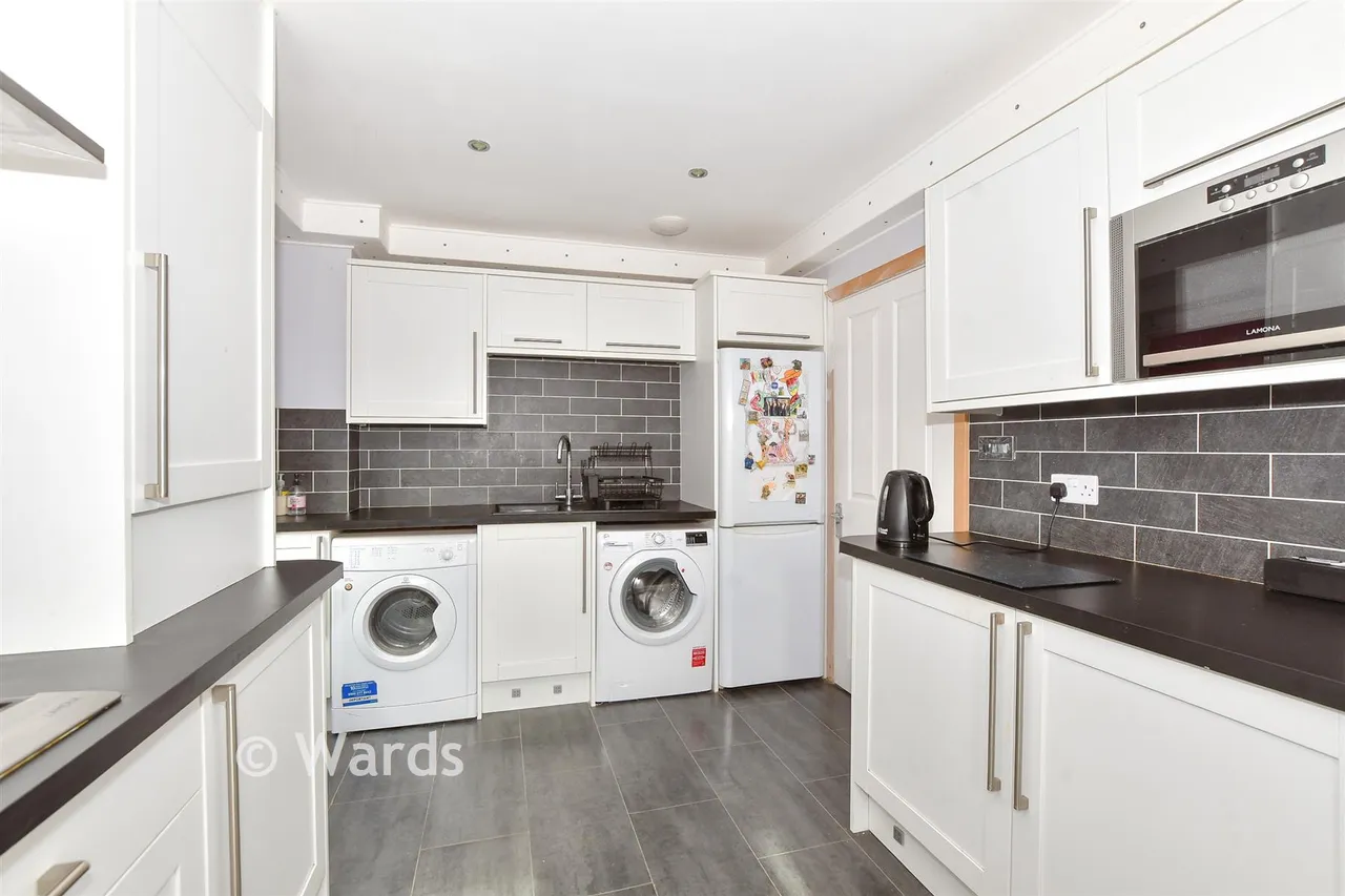Robin Hood Lane, Lydd, TN29, photo 5
