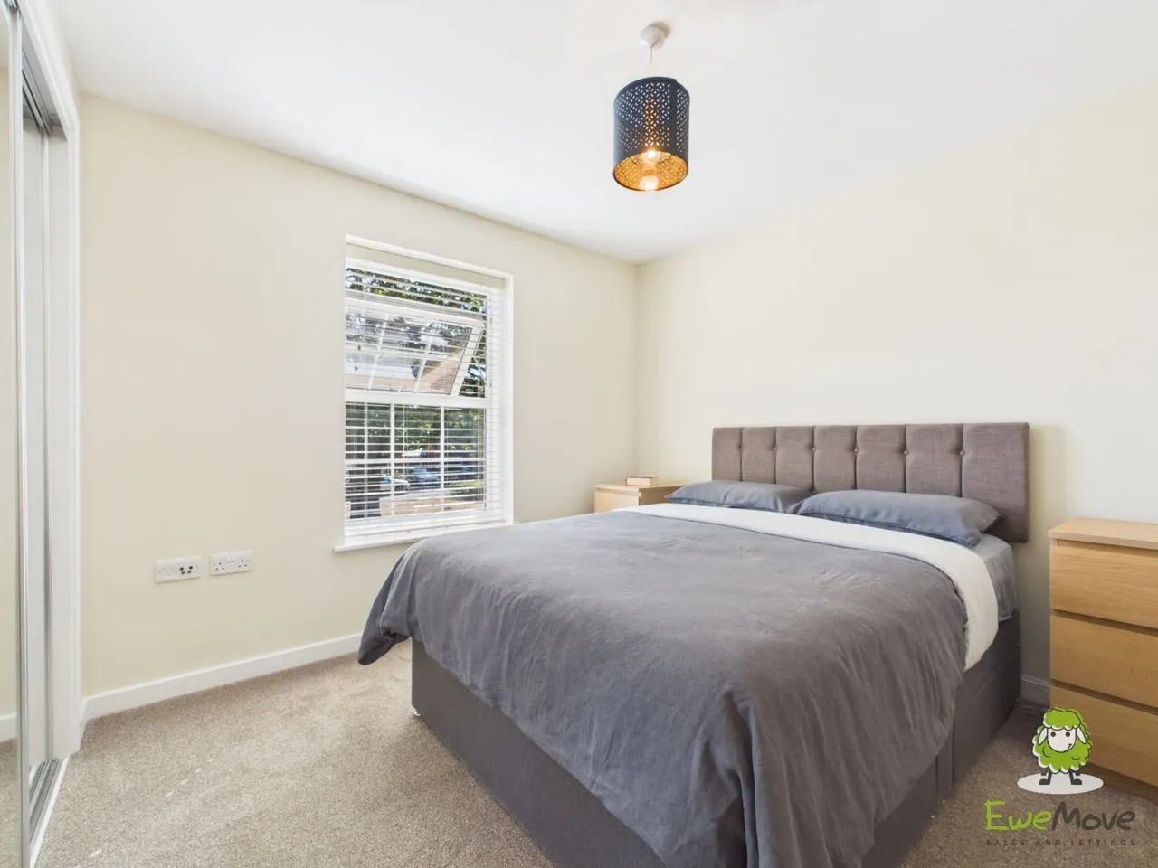 Redshank Crescent, Chineham, RG24, photo 7