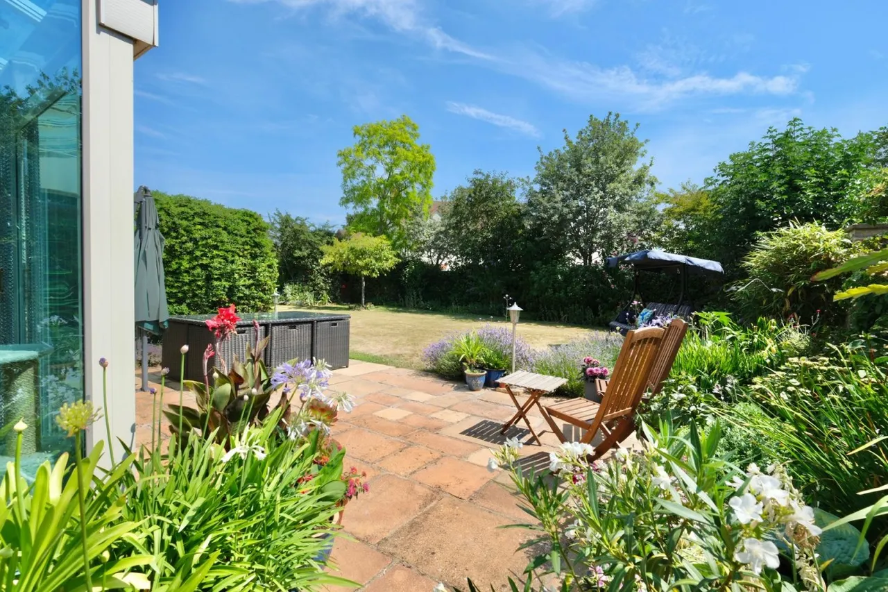 High Street, Offord D'arcy, PE19, photo 9