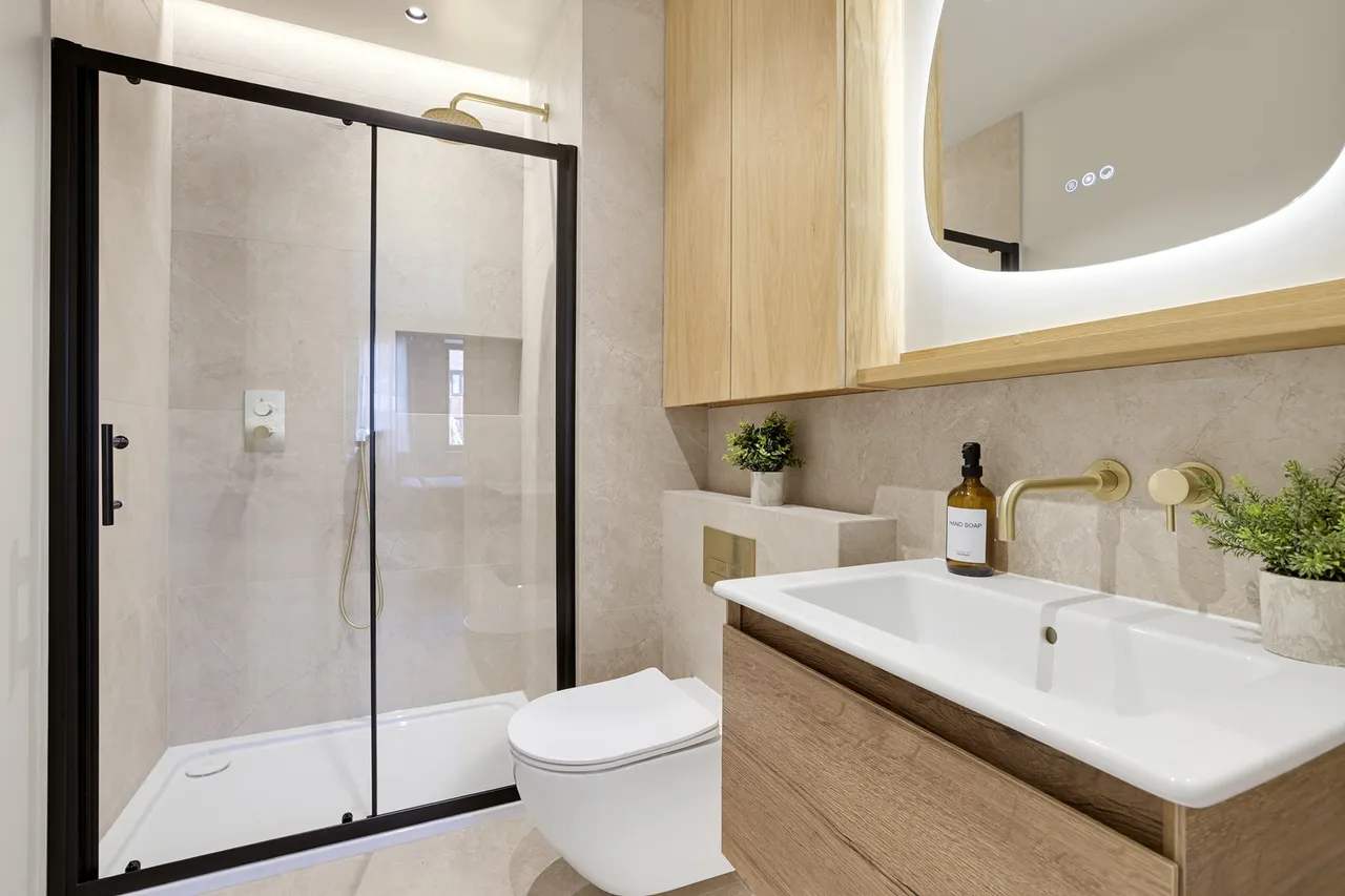 Creswick Road, Acton, W3, photo 14