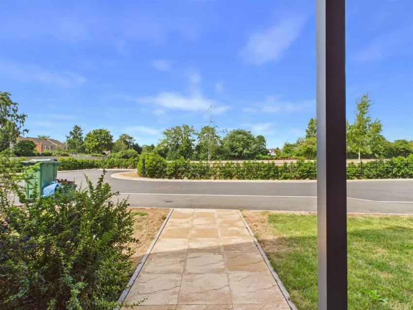 Porter Close, Longlevens, photo 11