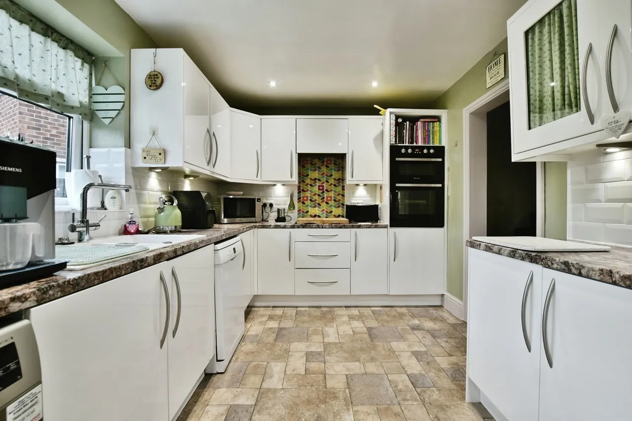 Turves Road, Cheadle Hulme, Cheshire, SK8, photo 4