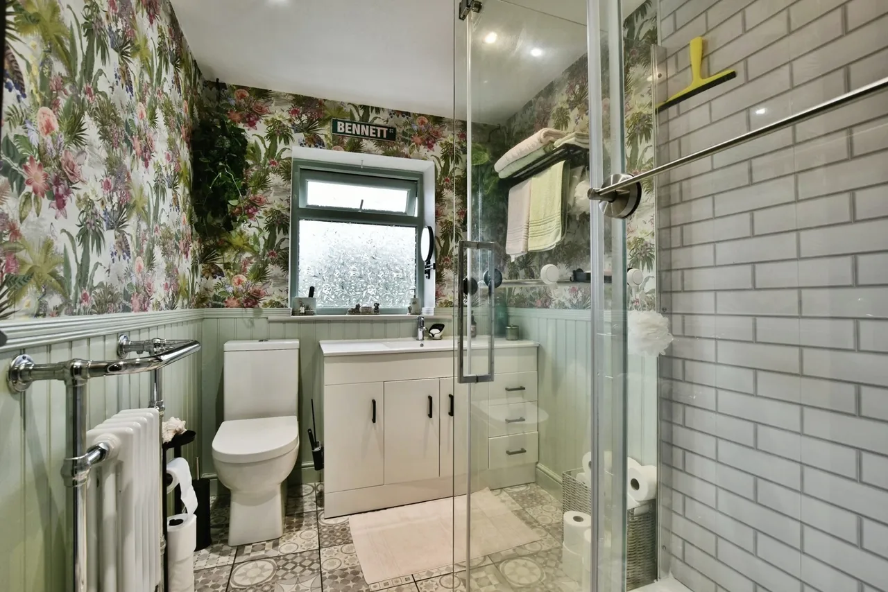 Turves Road, Cheadle Hulme, Cheshire, SK8, photo 12