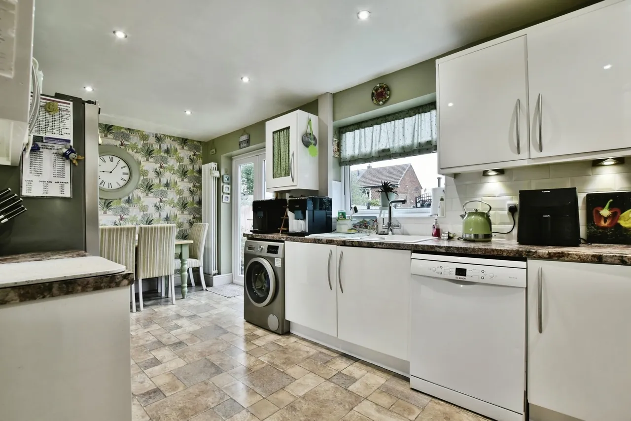 Turves Road, Cheadle Hulme, Cheshire, SK8, photo 17