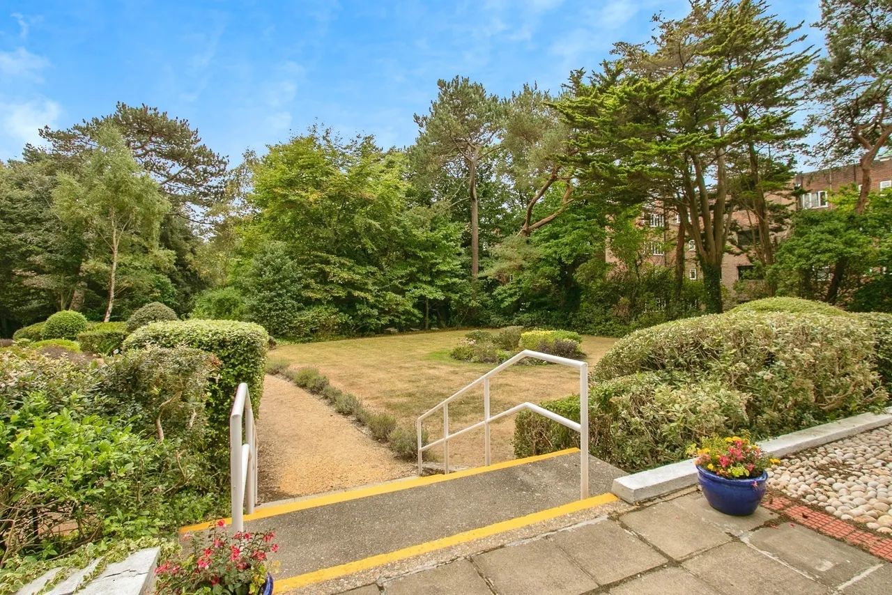 Admirals Walk, Bournemouth, BH2, photo 6