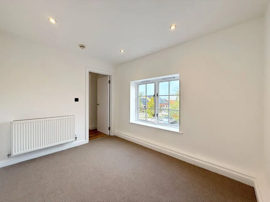 Barnwell Court, Mawsley, Northamptonshire, NN14, photo 7