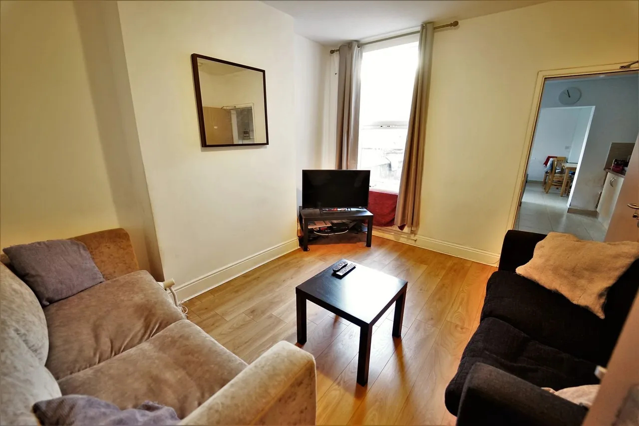 Rothesay Avenue, Nottingham, NG7, photo 6