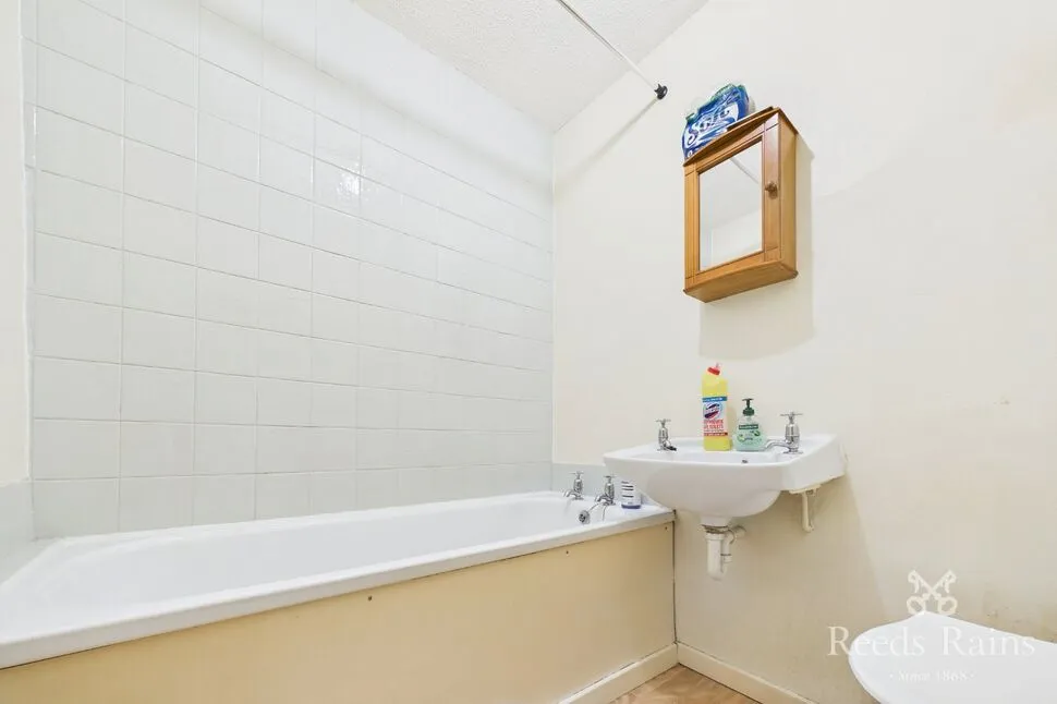 Wardle Road, Sale, Greater Manchester, M33, photo 6