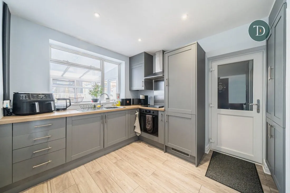 Windways, Little Sutton, CH66 1JG, photo 10