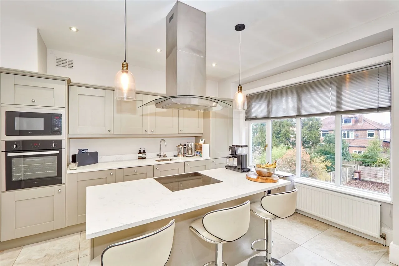 Old Broadway, Didsbury, Manchester, Greater Manchester, M20, photo 2