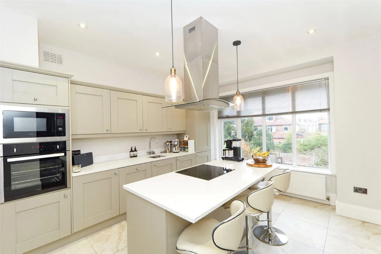Old Broadway, Didsbury, Manchester, Greater Manchester, M20, photo 4